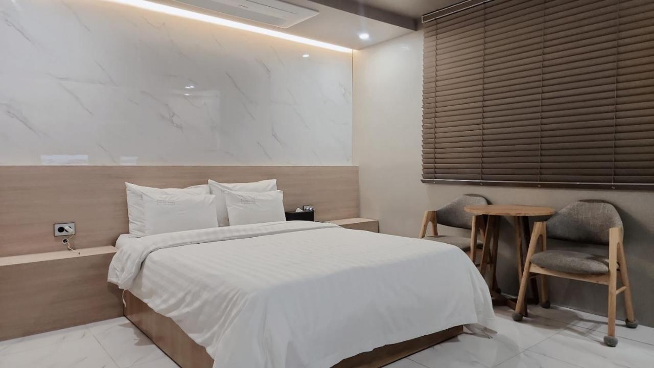Shire Hotel Busan Station ภายนอก รูปภาพ